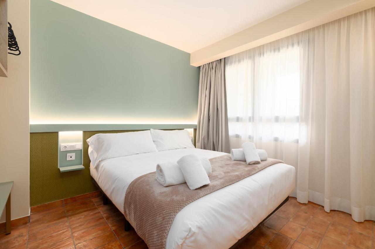 Apartamentos Las Ciencias H Valencia Kültér fotó