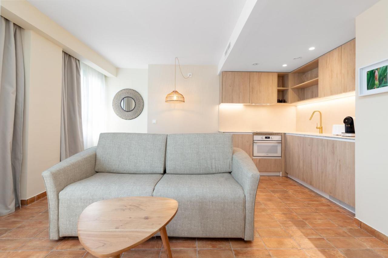 Apartamentos Las Ciencias H Valencia Kültér fotó