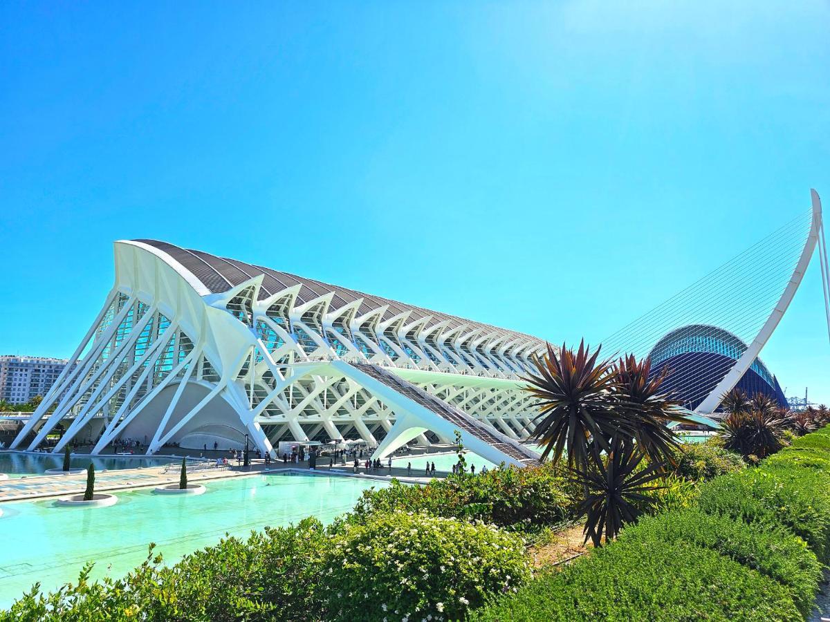 Apartamentos Las Ciencias H Valencia Kültér fotó