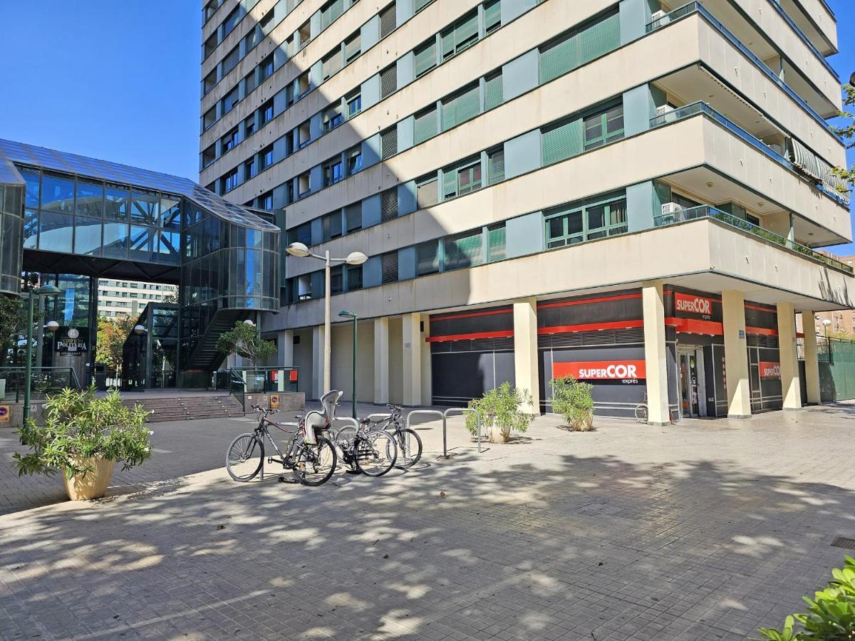 Apartamentos Las Ciencias H Valencia Kültér fotó